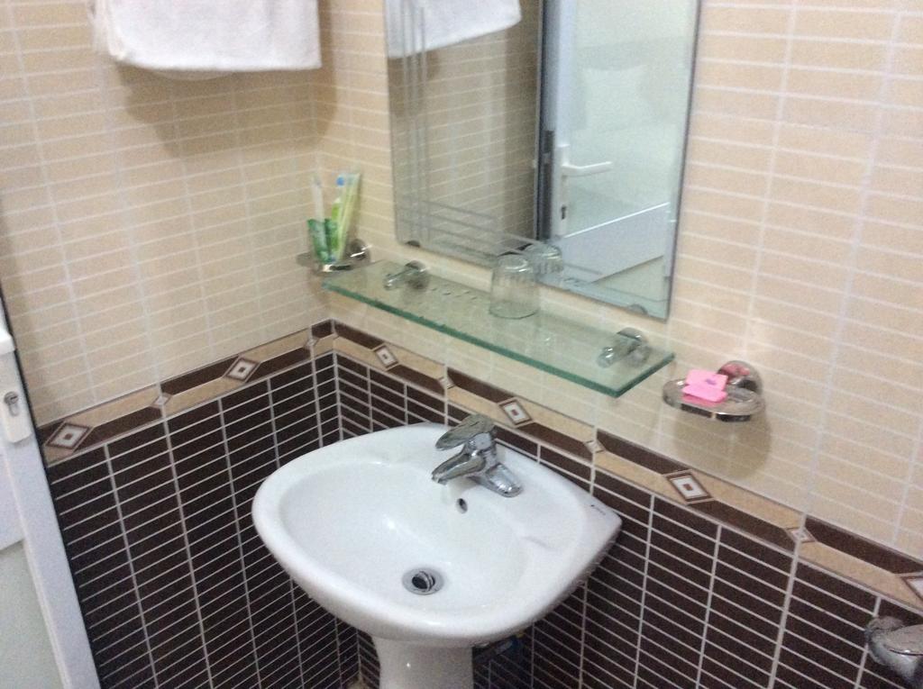 Anh Duong Hotel Thach Loi Room photo